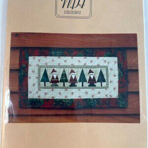 MH Designs Santa In The Pines Wall Quilt Foundation Paper Piecing XMAS UNCUT